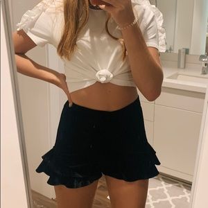 Velvet Flounce-hem shorts